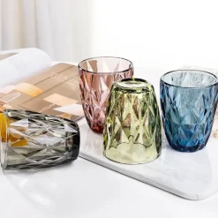 240 ml Partygläser – Trinkgeschirr für kalte Getränke bei Zusammenkünften