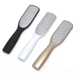 Abgestorbene Hautzellen entfernen - Professionelles Fußpflege-Peeling