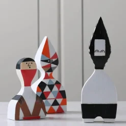 Abstrakte Puppenfiguren - Kreatives dekoratives Kunstspielzeug