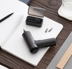 Akkuschrauber-Set – wiederaufladbares, tragbares Werkzeug