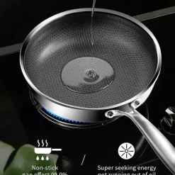 Antihaftbeschichtete Bratpfanne – langlebiges, robustes Kochutensil