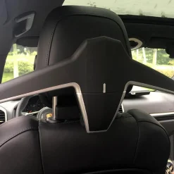 Anzughalter für die Kopfstütze im Auto – Multifunktionaler Kleiderhalter