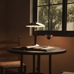 Arc Floor Lamp - Stylish Executive Lighting