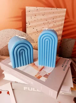 Aromara Arched Soy Scented Candle – Freesia, Rose & Wild Bluebell