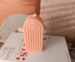 Aromara Arched Soy Scented Candle – Freesia, Rose & Wild Bluebell