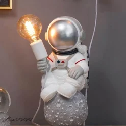 Astronaut Table Lamp - Minimal Resin Design