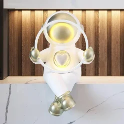 Astronauten-Silhouette-Lampe – Einzigartiges Tischlicht-Dekor aus Kunstharz