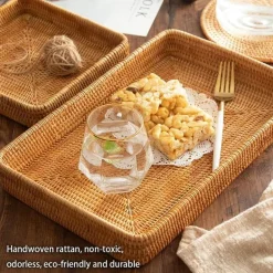 Aufbewahrungstablett aus Rattangeflecht – quadratische Speiseplatte als Küchendekor