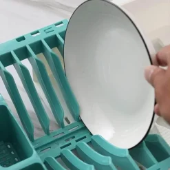 Ausziehbarer Geschirrständer – platzsparender Küchen-Organizer