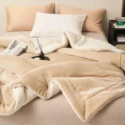 Axelle Plüsch-Überwurfdecke – weiche, gemütliche Decke