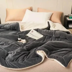 Axelle Plüsch-Überwurfdecke – weiche, gemütliche Decke