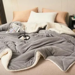 Axelle Plüsch-Überwurfdecke – weiche, gemütliche Decke