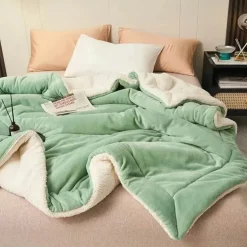 Axelle Plüsch-Überwurfdecke – weiche, gemütliche Decke