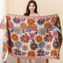 Badetuch „Nordic Flower“ – weiches, saugfähiges Baumwollgaze-Handtuch