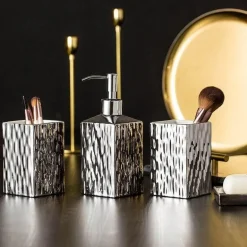 Bathroom Accessory Set - Modern Stylish Decor for Studio Spaces