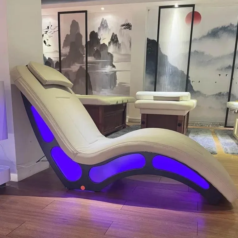 Beheizter Massagesessel mit LED-Beleuchtung