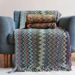 Überwurfdecke im Bohemian-Stil mit Streifenmuster – gemütliche Tagesdecke mit Quasten für Sofa oder Bett
