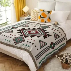 Überwurfdecke im europäischen Stil – gemütliche Bettwäsche für draußen