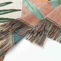 Überwurfdecke im europäischen Stil – gemütliche Bettwäsche für draußen