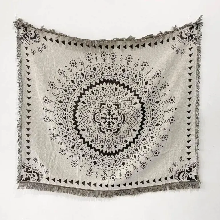 Böhmische Überwurfdecke - Geometrischer Wandteppich-Sofabezug mit Quasten