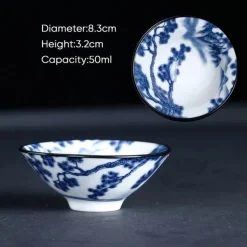 Blau-weiße Teetasse aus Porzellan – japanische Espressotasse