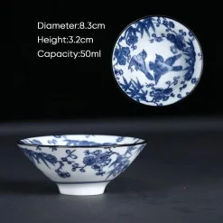 Blau-weiße Teetasse aus Porzellan – japanische Espressotasse