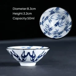 Blau-weiße Teetasse aus Porzellan – japanische Espressotasse