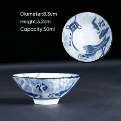 Blau-weiße Teetasse aus Porzellan – japanische Espressotasse