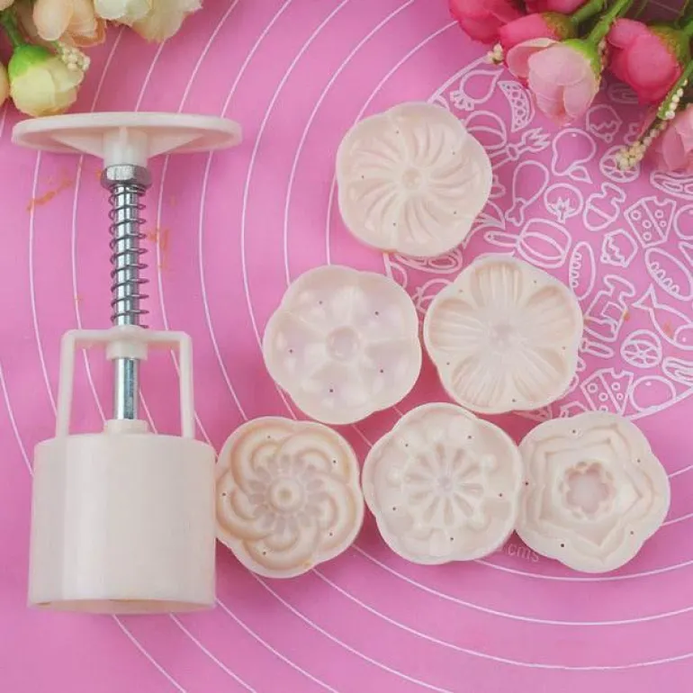 Blumen-Ausstecher – DIY-Backwerkzeug für Blumenplätzchen