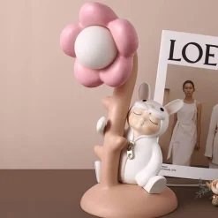 Blumenhasen-Tischlampe – Dekorative Harzleuchte