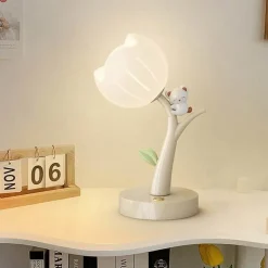 Blumen-Tischlampe – Niedliche dekorative Leuchte