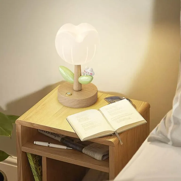 Blumen-Tischlampe – Niedliche dekorative Leuchte