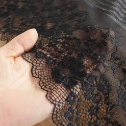 Boho Floral Makramee Tischläufer - Schickes Tafelaufsatz Dekor