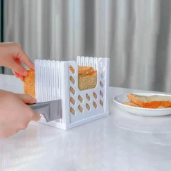 Brotschneidewerkzeug - Perfekt geschnittener Toastschneider