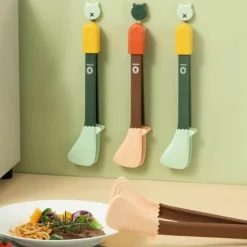 Bunte Antihaft-Zangen – Kochutensilien mit matter Oberfläche