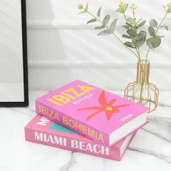 Bunte Dekobücher – Lebendige Deko fürs Bücherregal