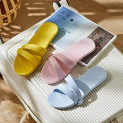 Bunte, faltbare Reise-Hausschuhe – leichtes Schuhwerk für alle Jahreszeiten