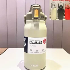 Camping-Thermoskanne aus Edelstahl mit integriertem Strohhalm