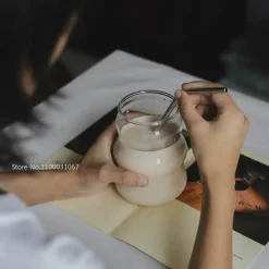 Chubby Doodle Glasbecher – 4er-Set für heiße und kalte Getränke