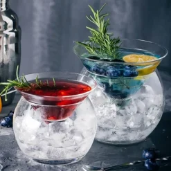 Cocktailglas mit Eiszapfen aus Kristallglas – Elegantes Trinkgeschirr