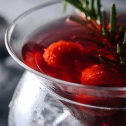 Cocktailglas mit Eiszapfen aus Kristallglas – Elegantes Trinkgeschirr