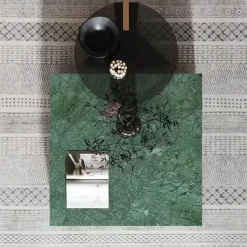 Couchtisch aus Smaragdmarmor – Stilvoller Akzenttisch aus Stein