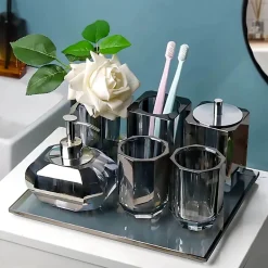 Crystal Bathroom Accessories Set - Elegant Décor for Stylish Bathrooms
