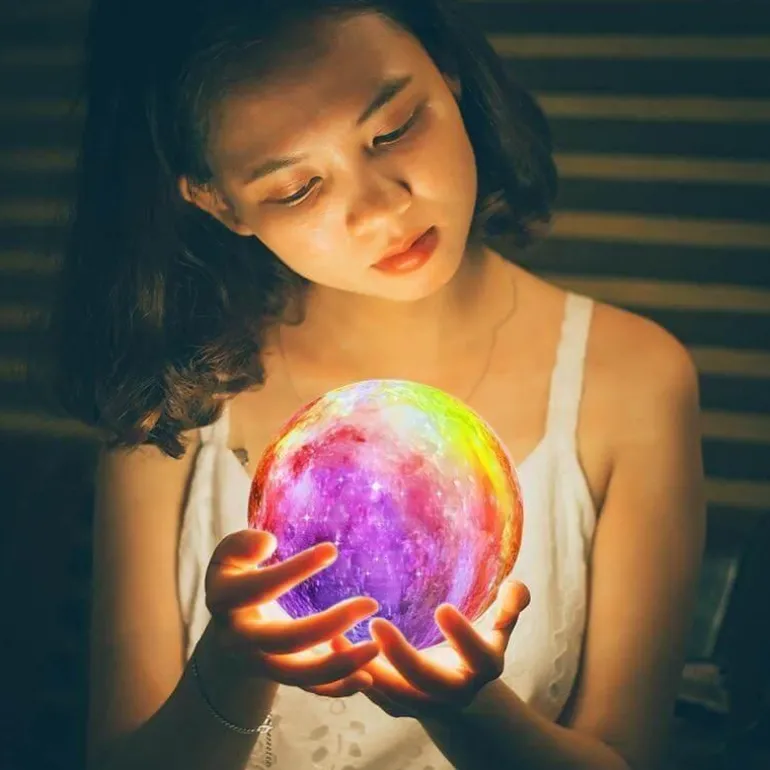 3D Moon Lamp - Glow Decor for Bedroom