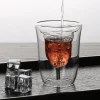 Doppelschichtiges Glas mit Blumenmuster – Stilvolles Trinkgeschirr