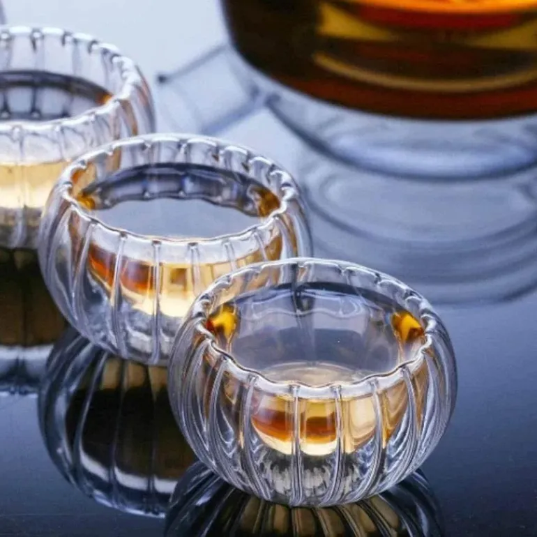 Doppelwandiges Teetassen-Set aus Glas – vielseitiges Trinkgeschirr für Tee, Espresso, Bier, Whisky