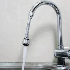 Drehbare Küchenhahnverlängerung mit Wasserfilter – ideal für den Einsatz zu Hause und im Badezimmer