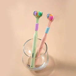 Dreiseitige weiche Zahnbürste – Ultra Care Mundhygiene-Tool