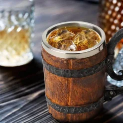 Edelstahl-Holzbecher - Einzigartiges Trinkgeschirr im antiken Design