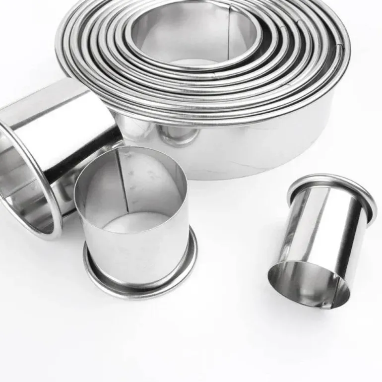 Edelstahl-Kuchenformen-Set – 12-teiliges Backwerkzeug für perfekte Kuchen